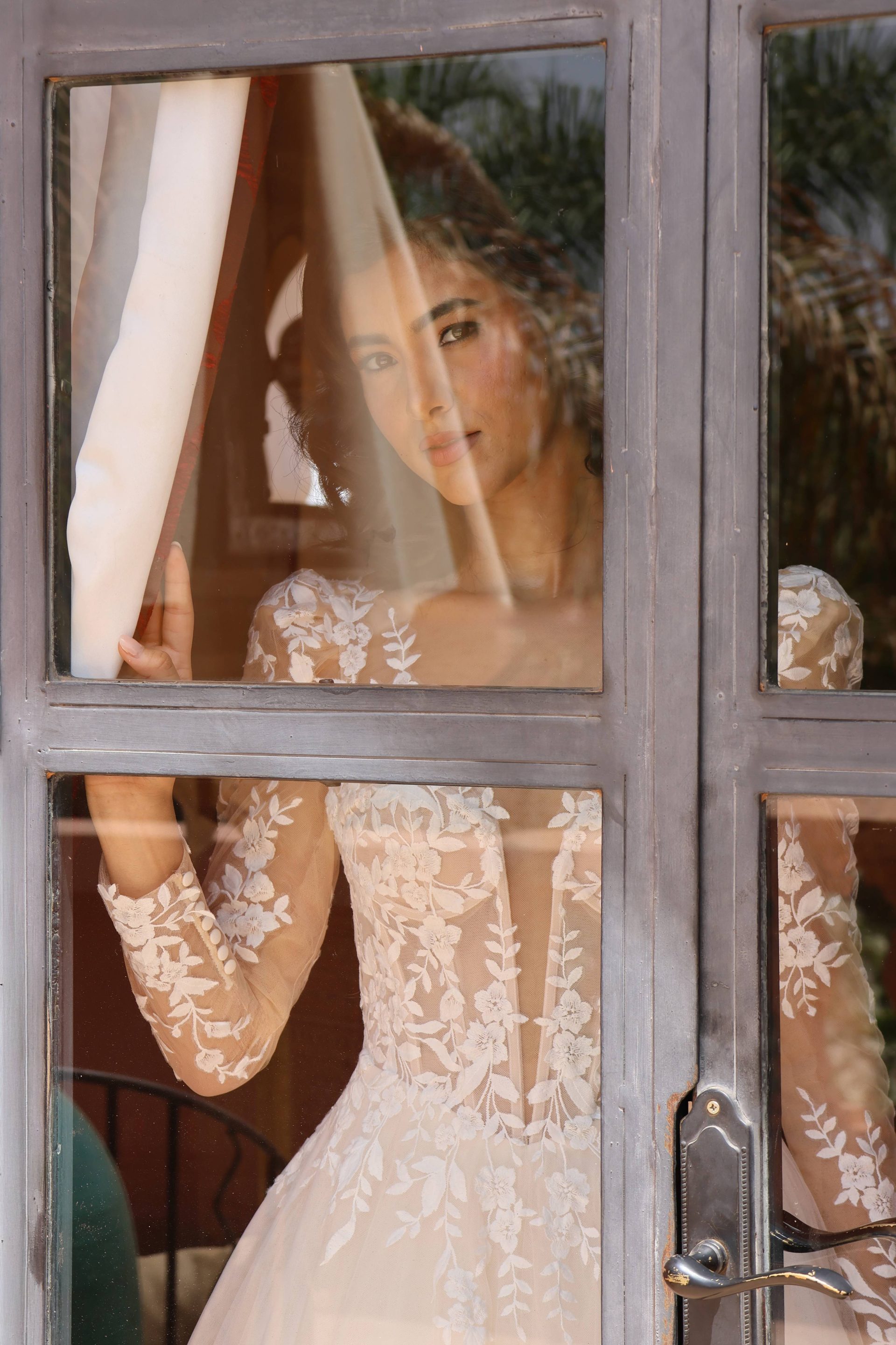 Amara, robe princesse avec manches longues Robe de mariée style bohème.
