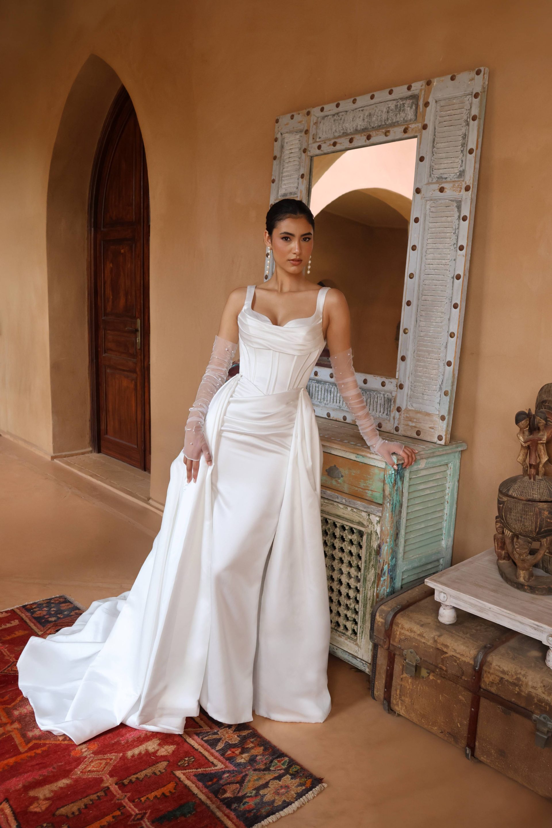 Robe de mariée sirène Sérèna, silhouette minimaliste en mikado, Collection 2026 sur-mesure à Toulouse