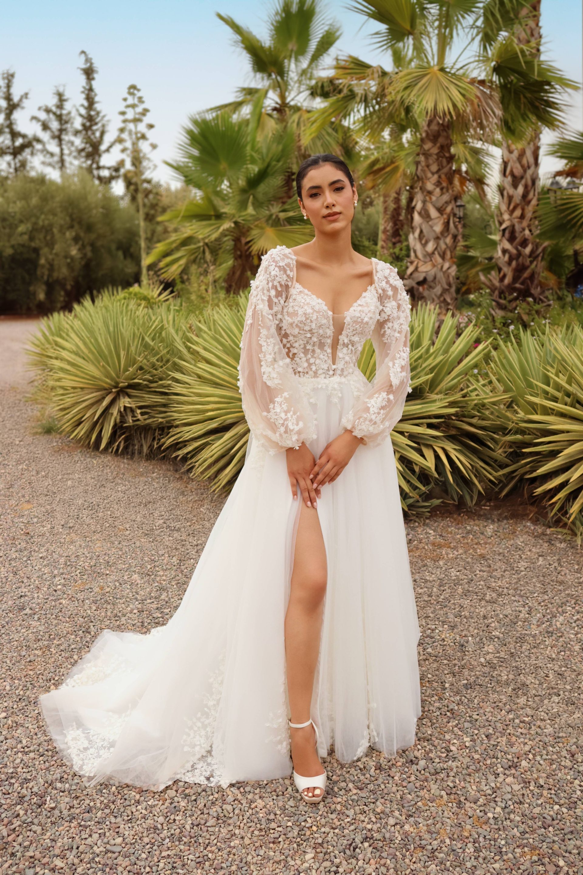 Robe de mariée couture en dentelle 3D avec manches amovibles, sur-mesure à Toulouse